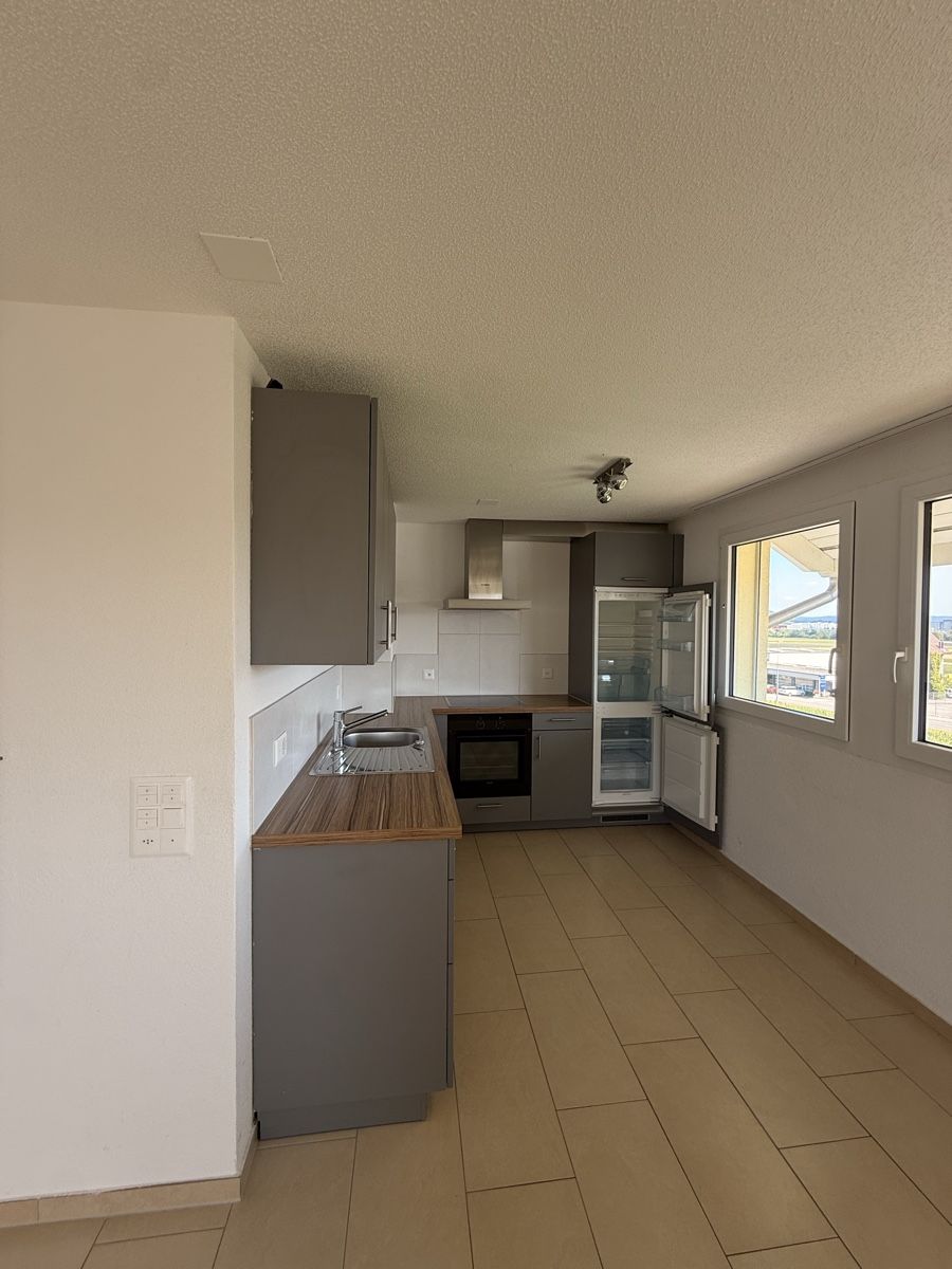 Cucine complete: Küche – Usato da Oberbuchsiten venduto da DoppioEspresso 1