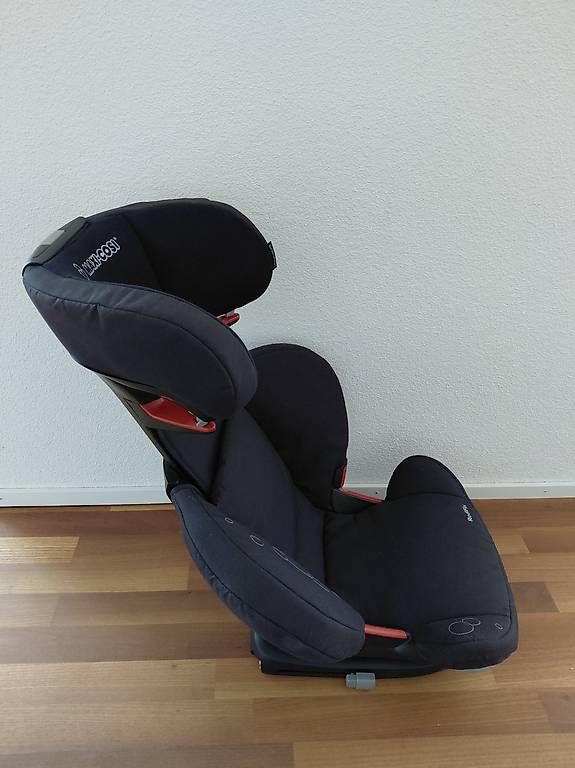 Maxi-Cosi Seggiolini per auto: Maxi Cosi Autositz Rodifix – Usato da Mönchaltorf venduto da Swiss131 1
