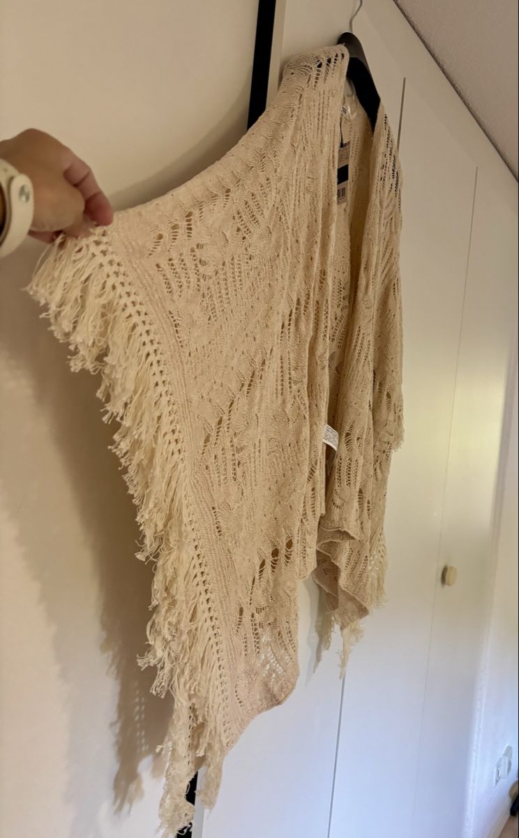 Mango Jacken: Mango Strickjacke beige neu mit Etikett – Neu und originalverpackt aus Baden von Tiffany6878 9