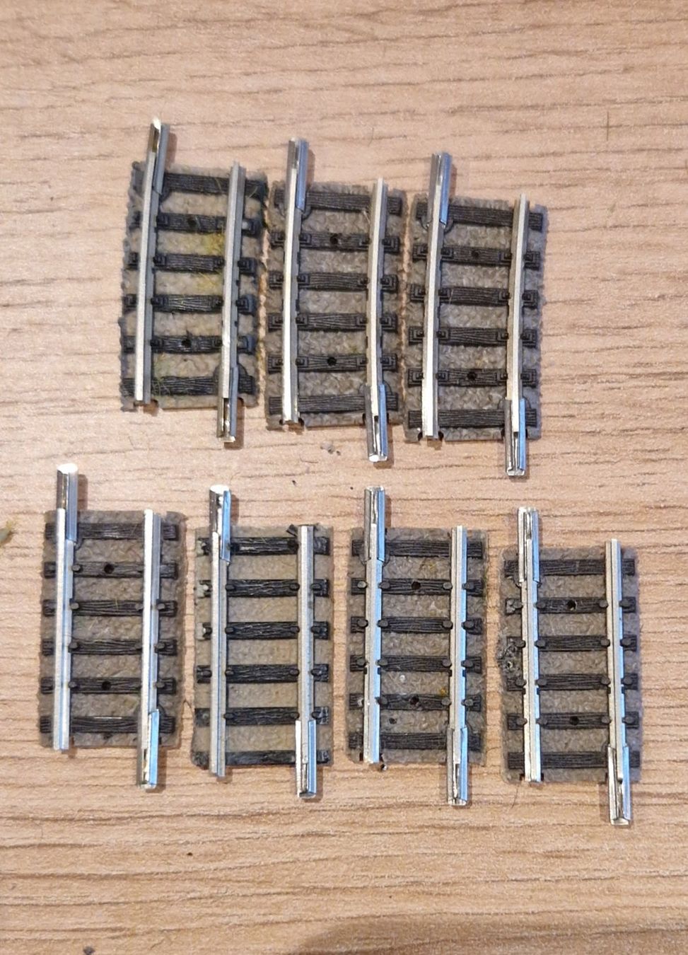 Fleischmann Modellini di ferrovie: Lot de rails Fleischmann piccolo N 100 pièces – Usato da Tavannes venduto da Jacksonhmc 7
