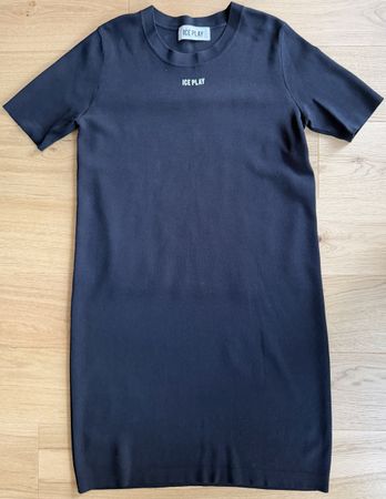 ICE PLAY Kleid Schwarz – Designer – Fransen auf der Rückseit