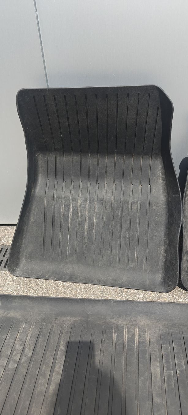 Tapis / Bacs: Allwetter Schutzmatten Tesla Model 3 – D'occasion à Thalwil par Tindra01 2