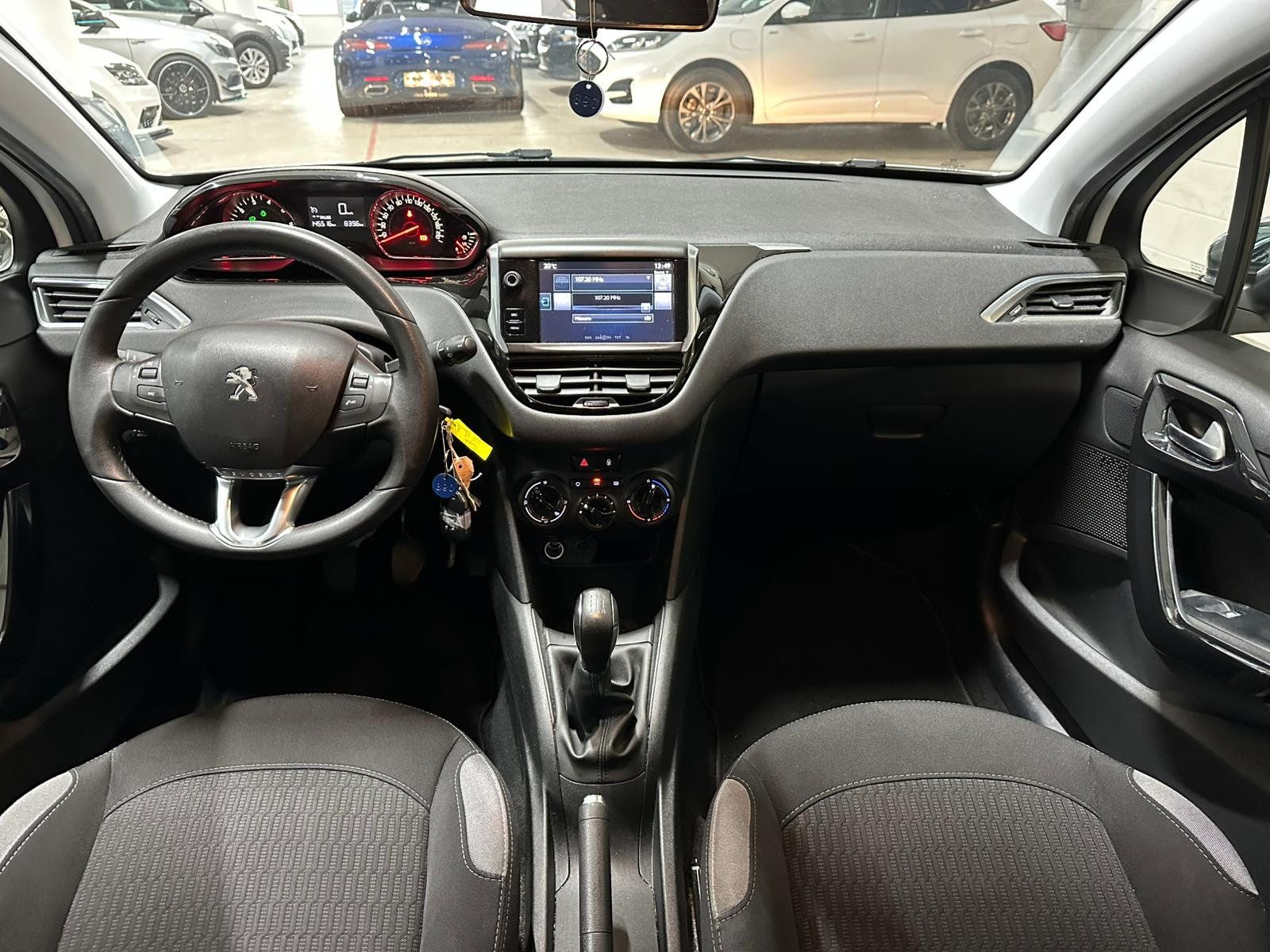 Peugeot Autos: PEUGEOT 208 1.2 VTI Access – D'occasion à Aclens par sobacopeludo 6