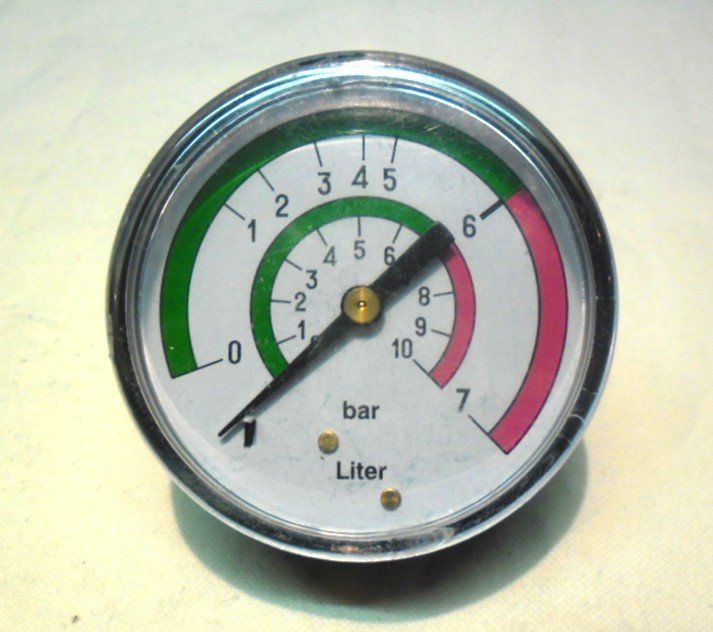 Manometer (Neu (gemäss Beschreibung)) in Büren SO für CHF 5 – mit ...