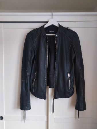 Tolle Echtlederjacke Tigha Gr. M feminin