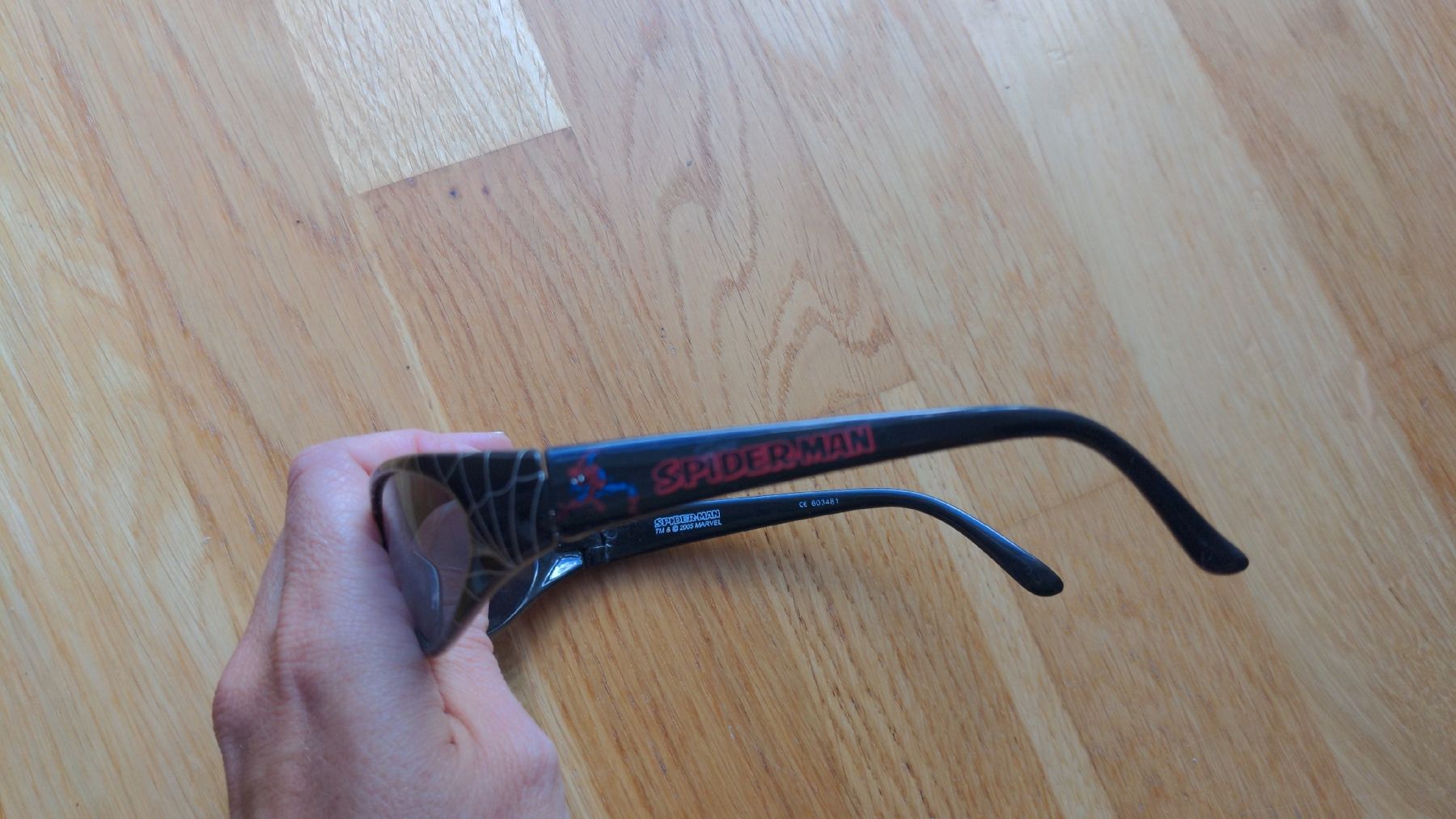 Brillen & Gläser: Coole Kinder-Sonnenbrille Spider-Man – Gebraucht aus Sutz von Rawypp 2