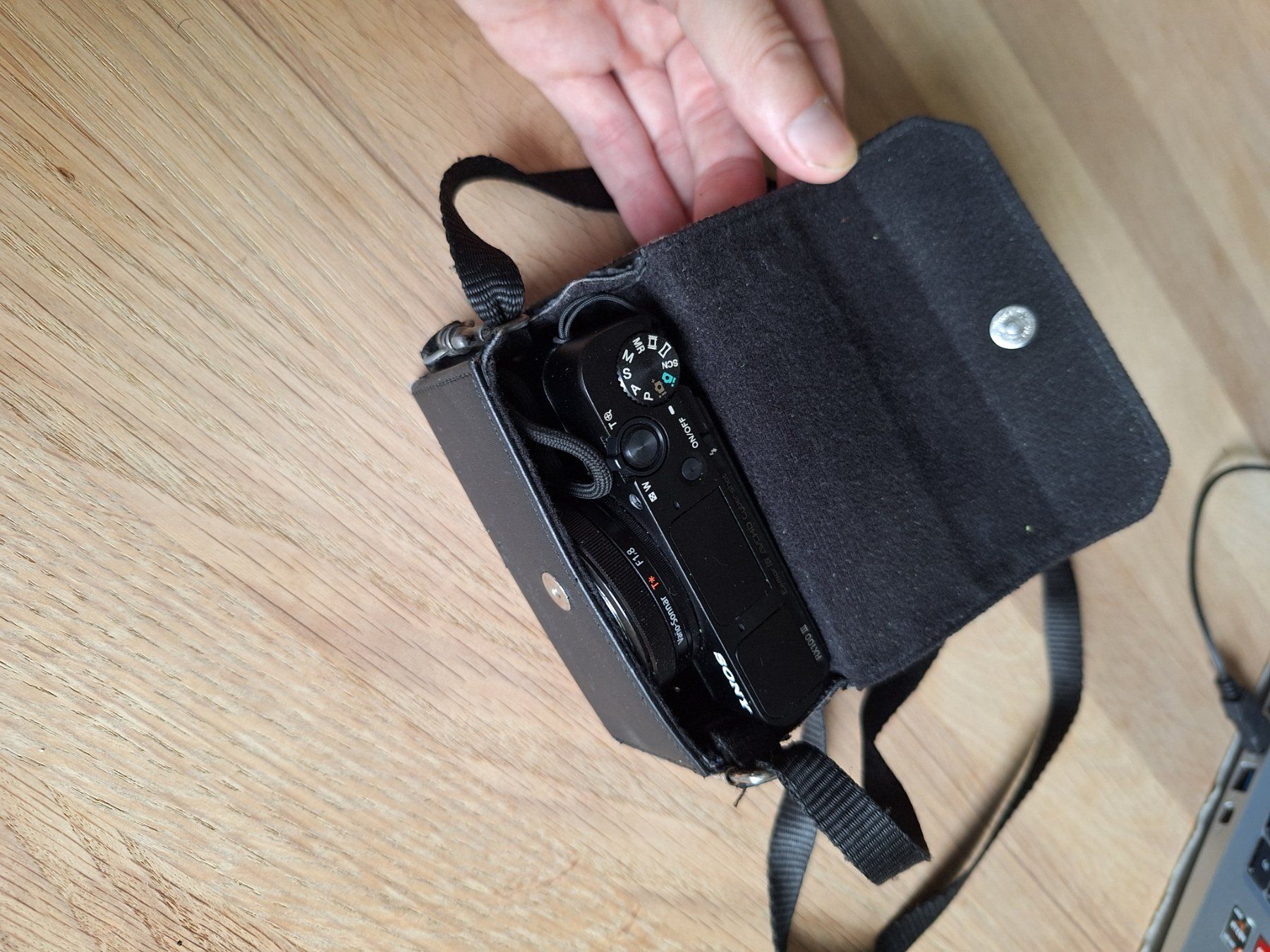 Sony Appareil photo: Sony Cyber-Shot DSC-RX100M3 Kompaktkamera – D'occasion à Ittigen par Michel0120 6