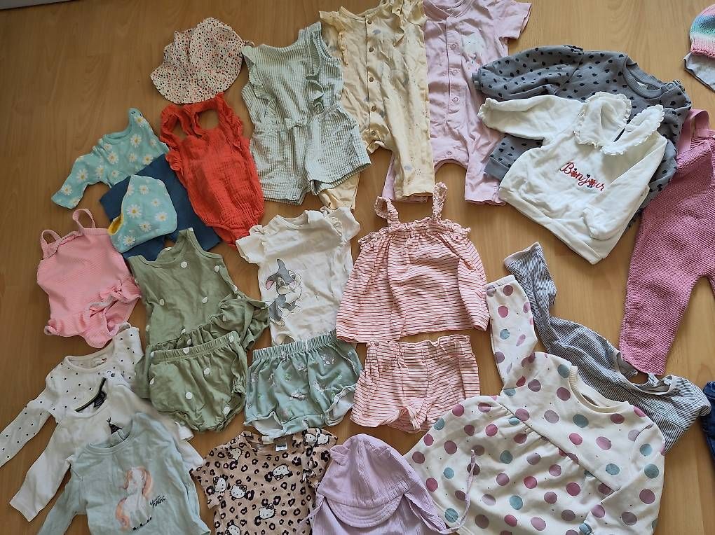 Lotti & Set di vestiti: Mega Kleiderset Frühling/ Sommer Mädchen 62/68 – Usato da Uznach venduto da Claudi1186 2