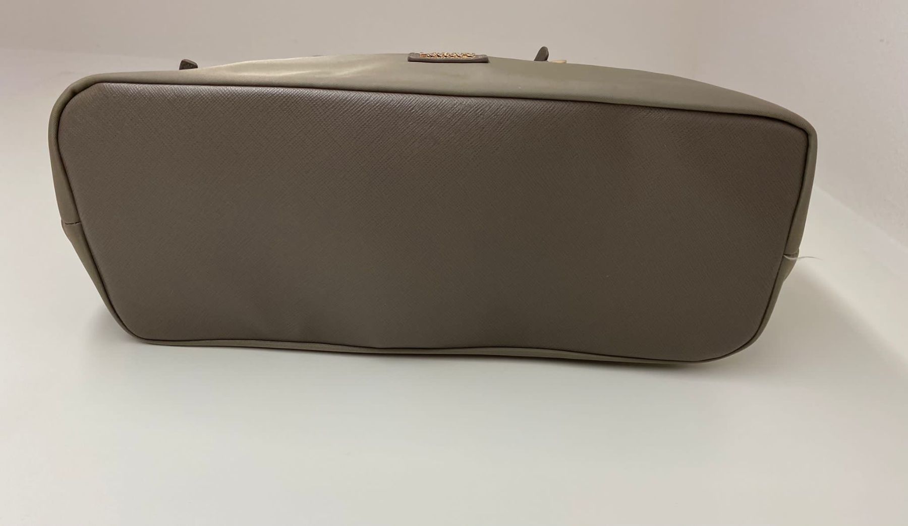 L.Credi Borse da donna: L.CREDI Handtasche – Usato da Frauenfeld venduto da LIL_NA 4