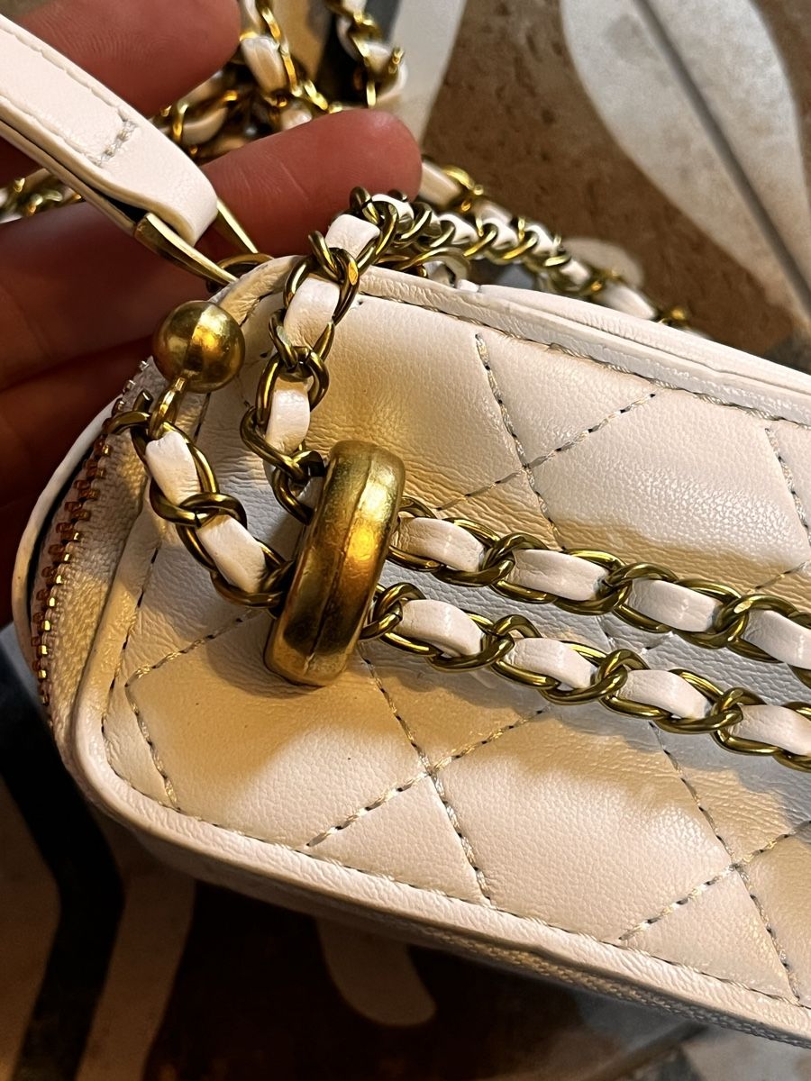 Borse: Tasche – Nuovo (secondo la descrizione) da Dotzigen venduto da White_Warrior 9