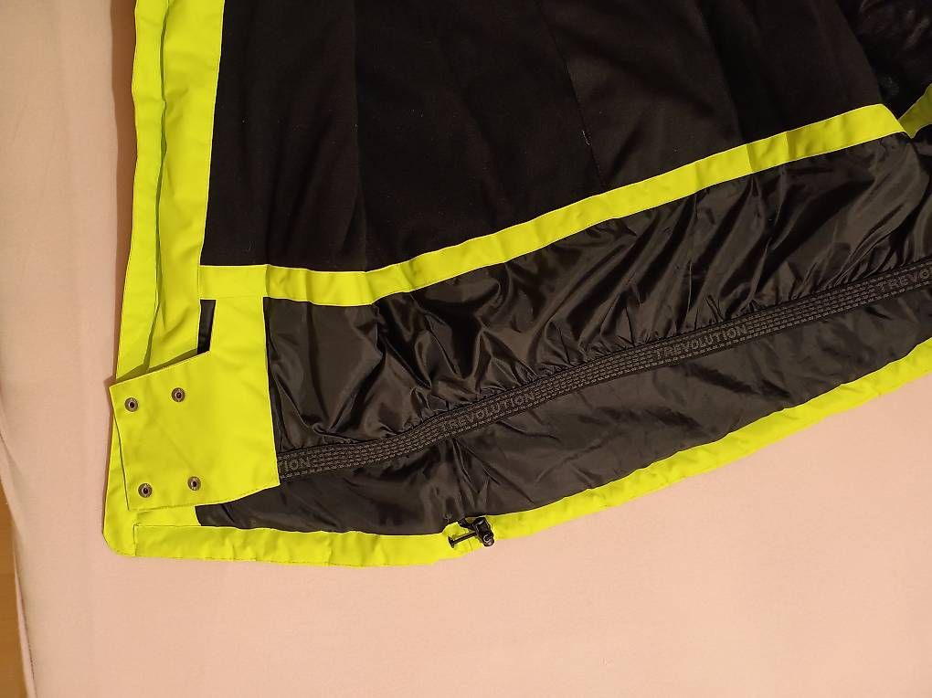 Giacche & Cappotti: Trevolution Winterjacke – Usato da Jona venduto da Pascal064 3