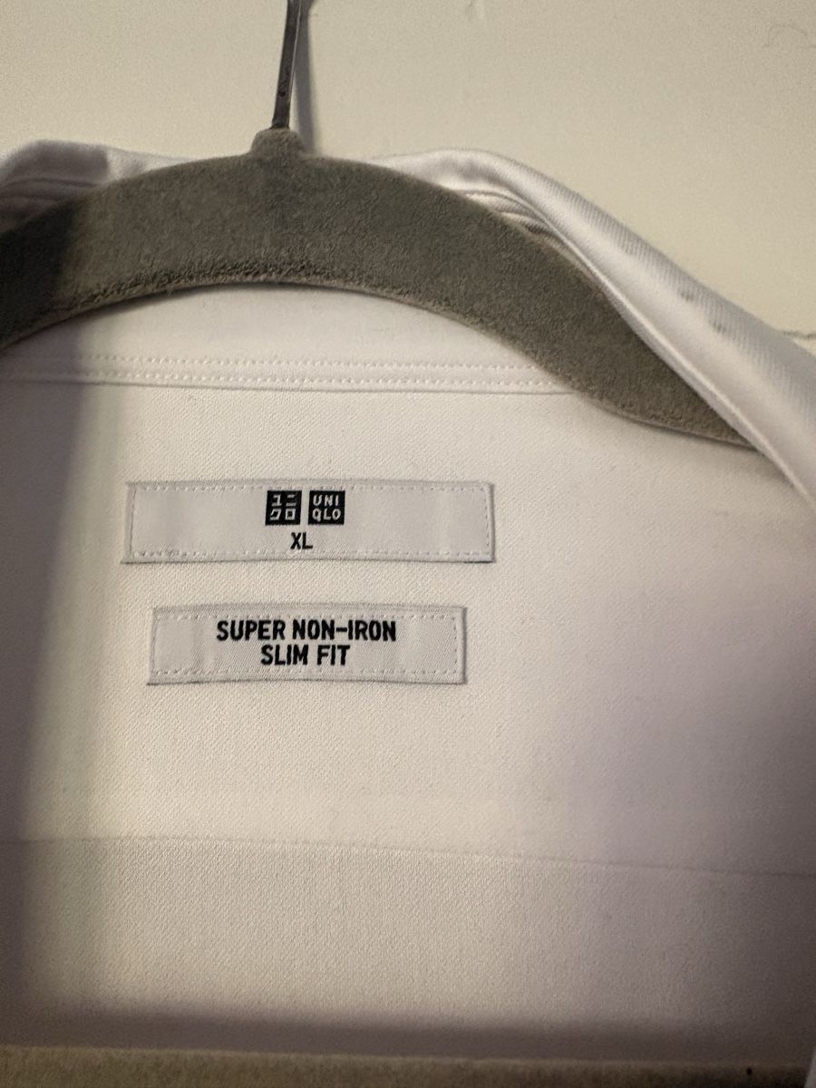 Camicie: Neues Herrenhemd Uniqlo – Nuovo e nell'imballaggio originale da Bern venduto da curamics 2