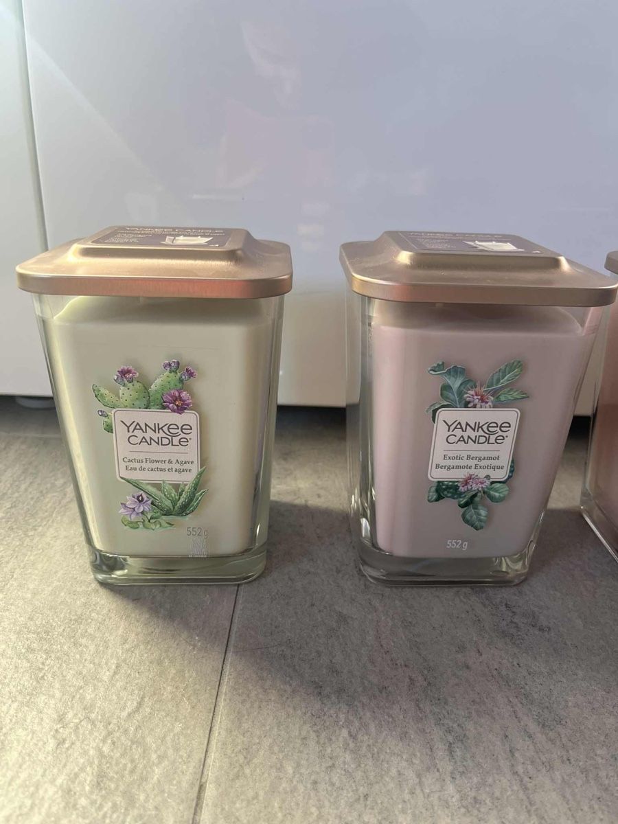 Yankee Candle Kerzen: 2 Yankee Candles – Neu (gemäss Beschreibung) aus Minusio von liam04