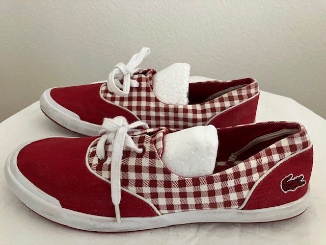 Lacoste Scarpe da donna: Baskets Lacoste rouge et vichy, T. 39 – Usato da Marin-Epagnier venduto da rchouchouu 1