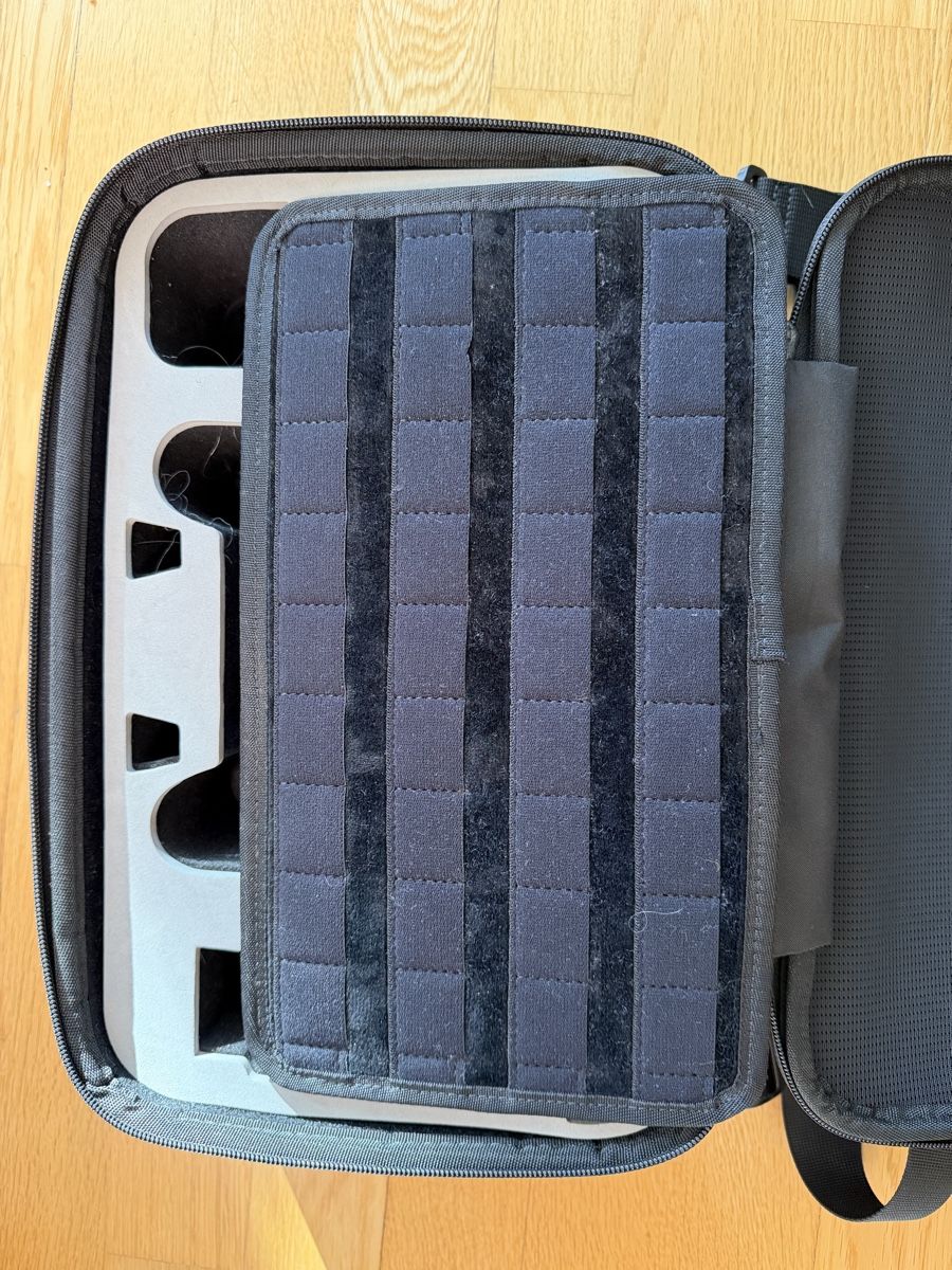 Etuis de protection: Tomtoc Carrying Case for Nintendo Switch black used – D'occasion à Wallisellen par kkarvonen001 2