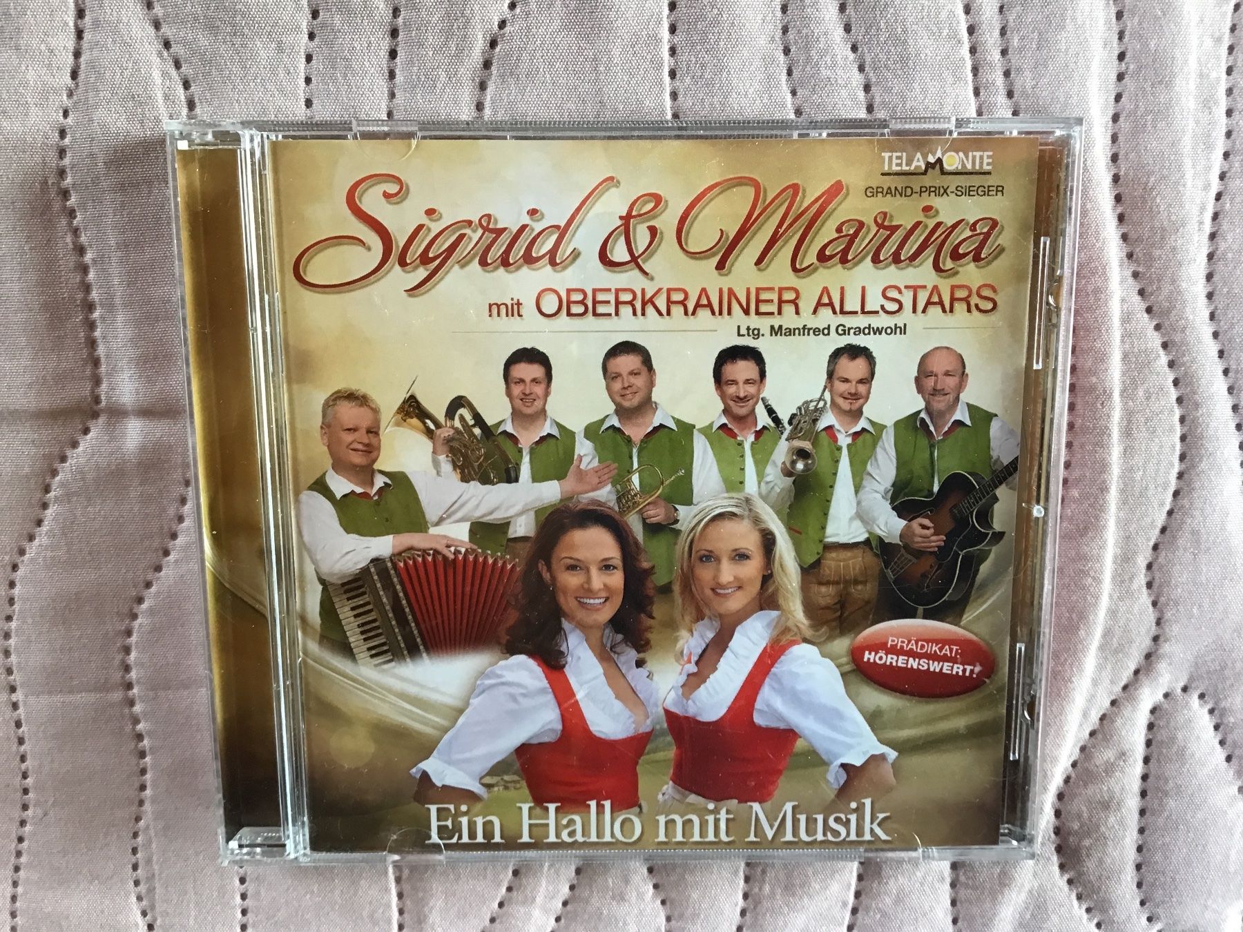 CDs: Sigrid & Marina CD Ein Hallo mit Musik – D'occasion à Rüti ZH par Wernika1
