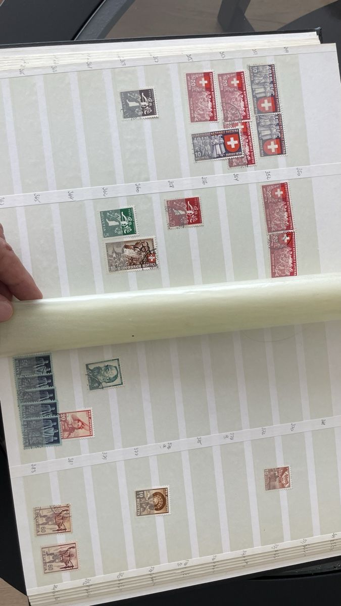 Tutti i francobolli: Sammlung Schweiz */0 Album – Usato da Muri AG venduto da Briefmarke-Schweiz 7