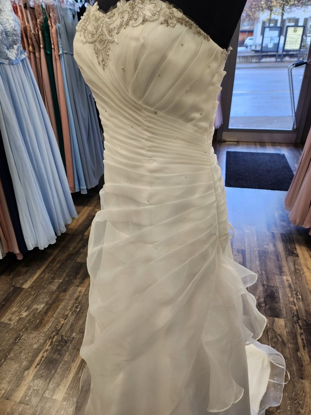 Vestiti: Brautkleid – Nuovo (secondo la descrizione) da Uster venduto da VMT. 4