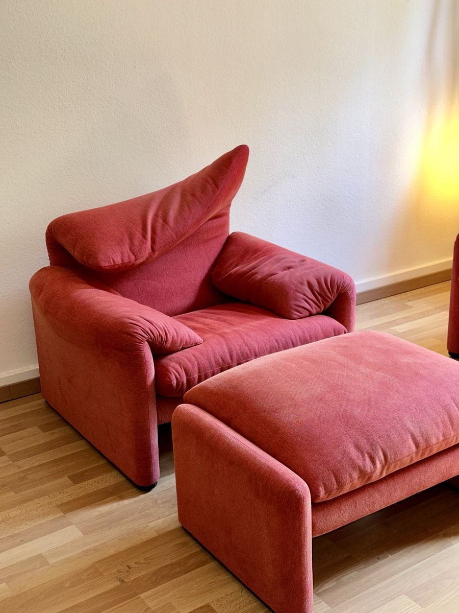 Divani: Cassina Maralunga Sofa, Sessel und Ottoman – Usato da Zürich venduto da N-Habegger 3