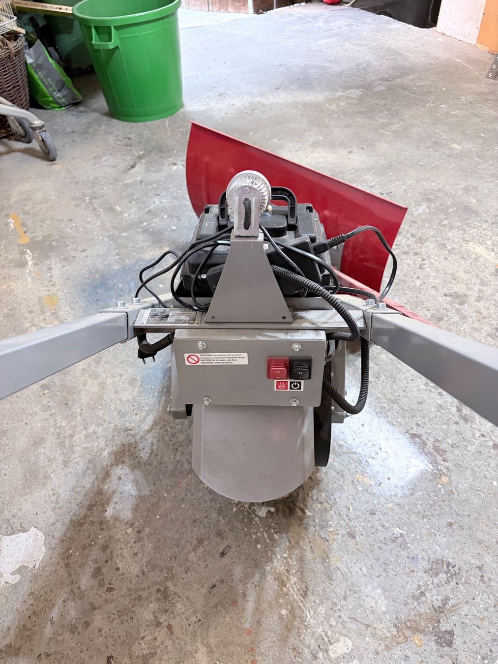 Sgombero neve: UMAG SS-80APRO Elektro-Schneeschieber Akku – Usato da Sevelen venduto da Tschitschi 5
