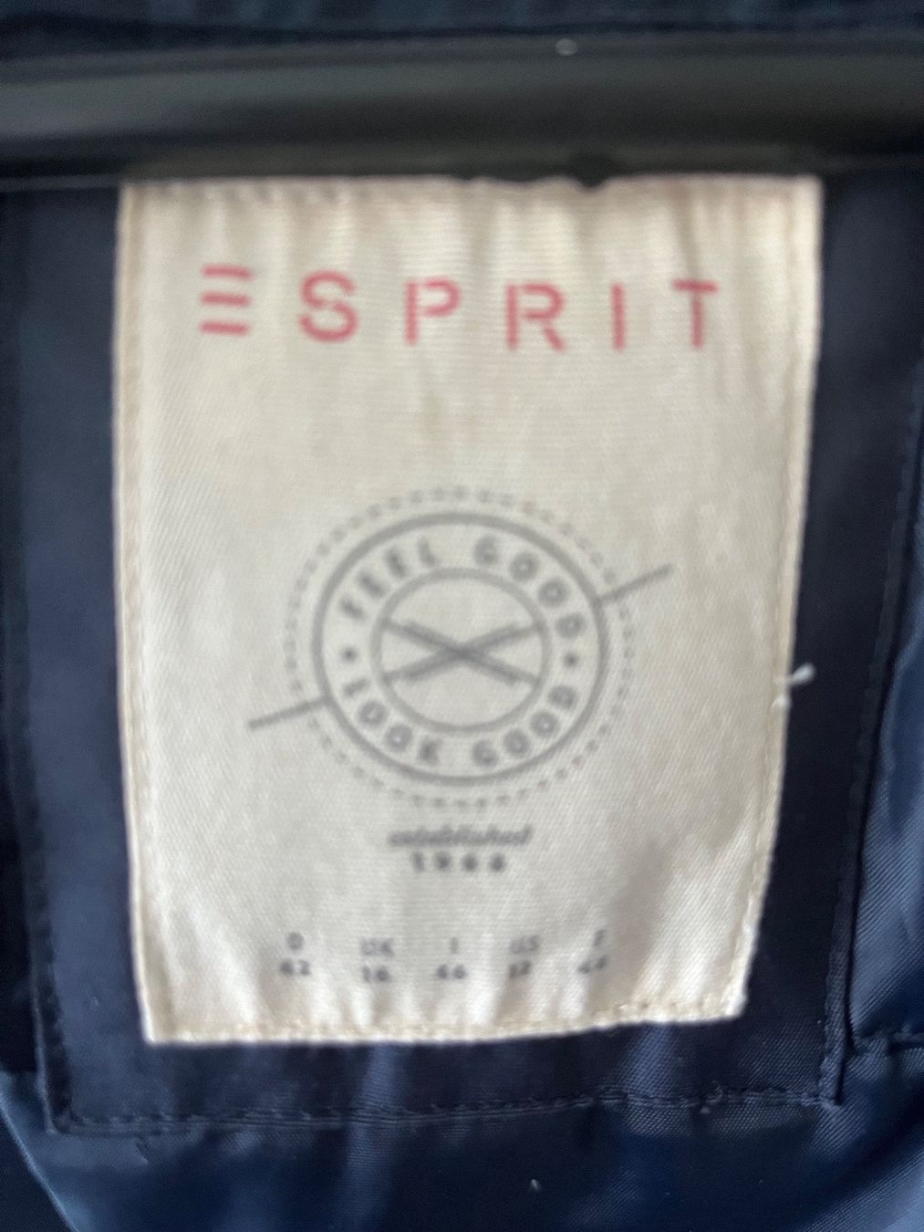 Esprit Mäntel: Warmer Wintermantel Parka Esprit Gr. 42 – Gebraucht aus Rothenburg von Calabasas99 2