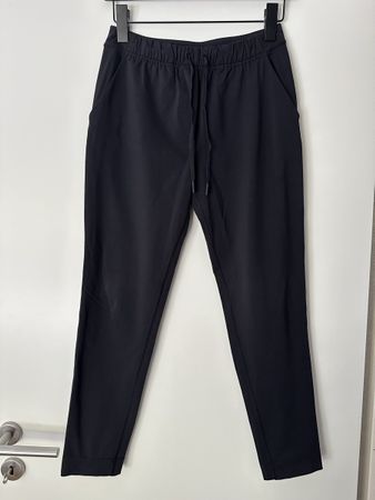 womens lululemon casual pant size 2/eu34