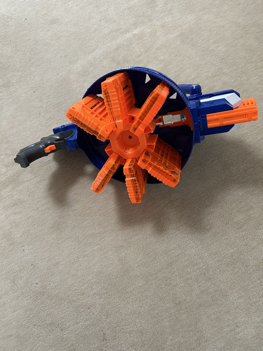 Nerf Giocattoli: Set Nerf N-Strike Elite Hail Gun – Usato da Brüttisellen venduto da mirrinha