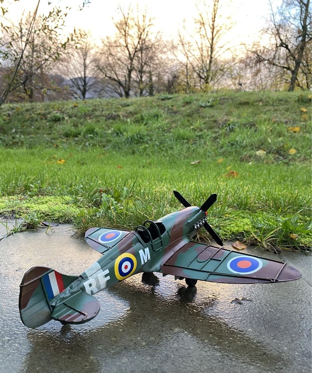 Kit di modellismo & Modellini statici: Spitfire MK IX TD314 aus Blech – Nuovo (secondo la descrizione) da Langendorf venduto da Blechfahrzeuge 6