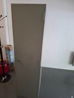 Metallschrank grau mit 2 Schlüssel