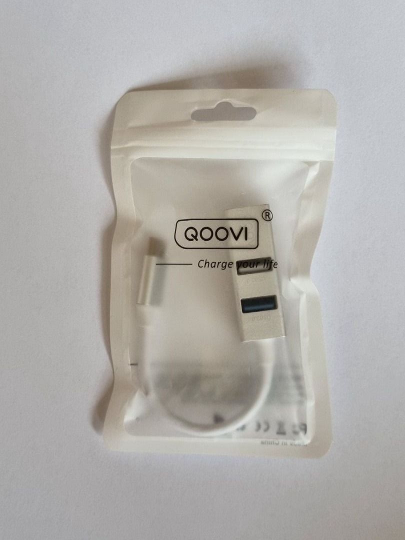 Hubs & Switches: HUB USB C avec 4 port USB – Neu und originalverpackt aus Cheseaux-sur-Lausanne von 10CHF 6