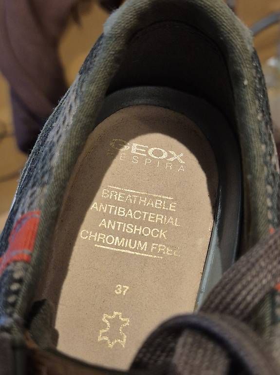 Scarpe per ragazzi: Geox Kinderschuh 37 – Usato da Sirnach venduto da ramtam2002 2