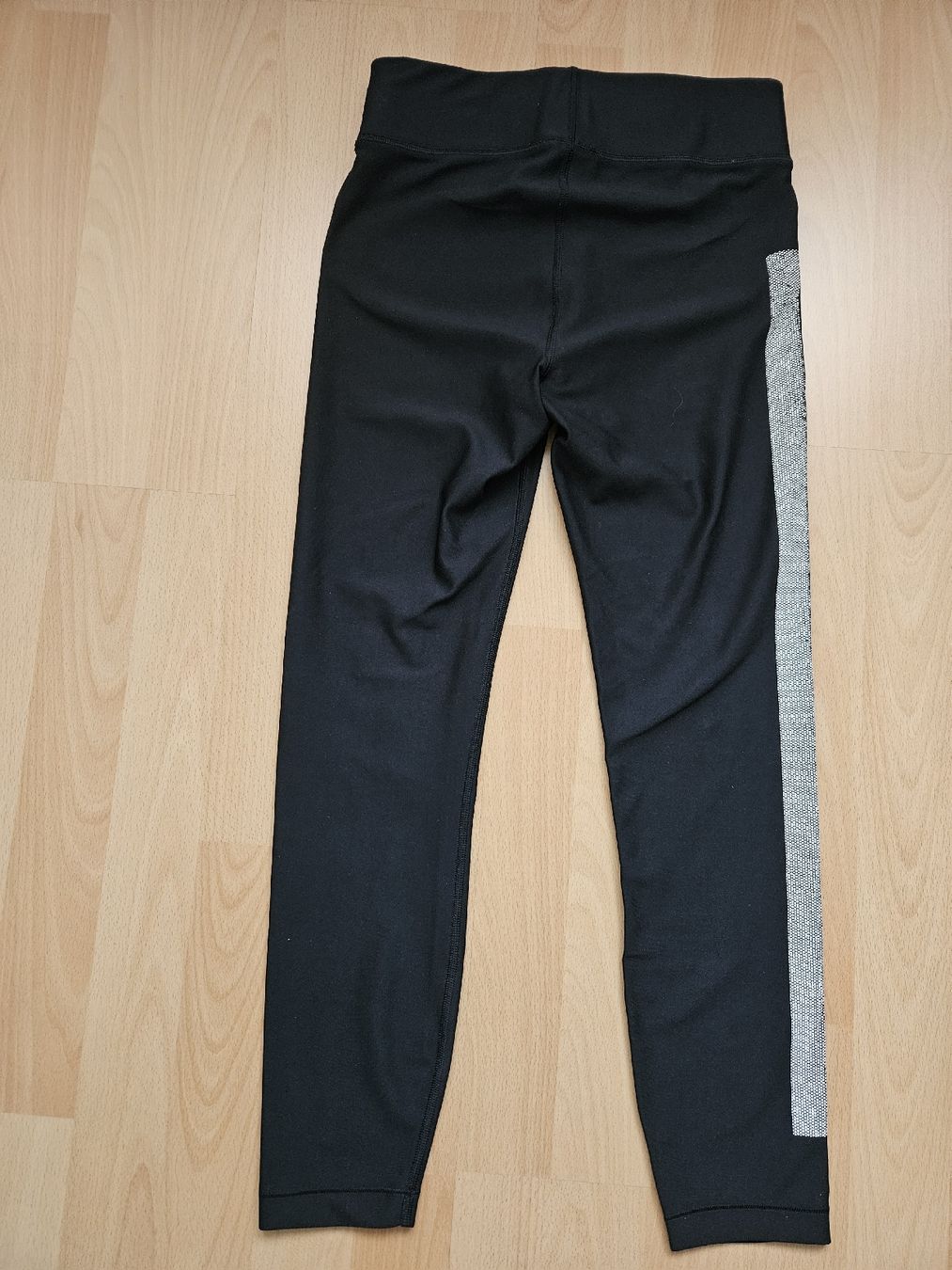 Under Armour Leggings: Under Armour Fitnesshose – Usato da huttwil venduto da care.b 2