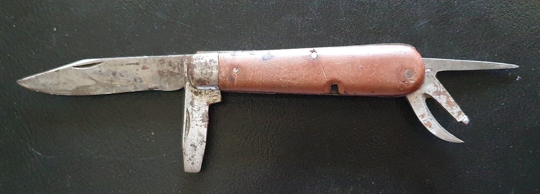 Schweizer Armee Coltelli tascabile: altes Militär Sackmesser – Usato da Kreuzlingen venduto da Rschweiz1 1