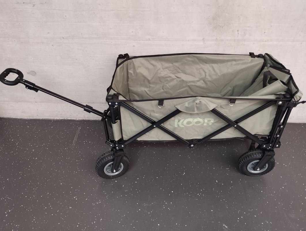 Carrelli di trasporto: KOOR Bollerwagen Kjerre grün – Usato da Schübelbach venduto da Restwert_Schubelbach
