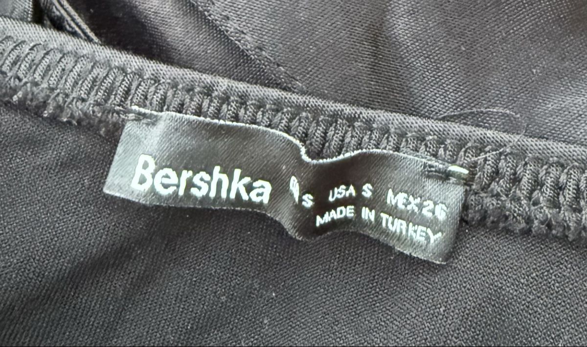 Bershka Robes: Kleid, Bershka, Grösse S  – D'occasion à Anglikon par Haraldinho 3
