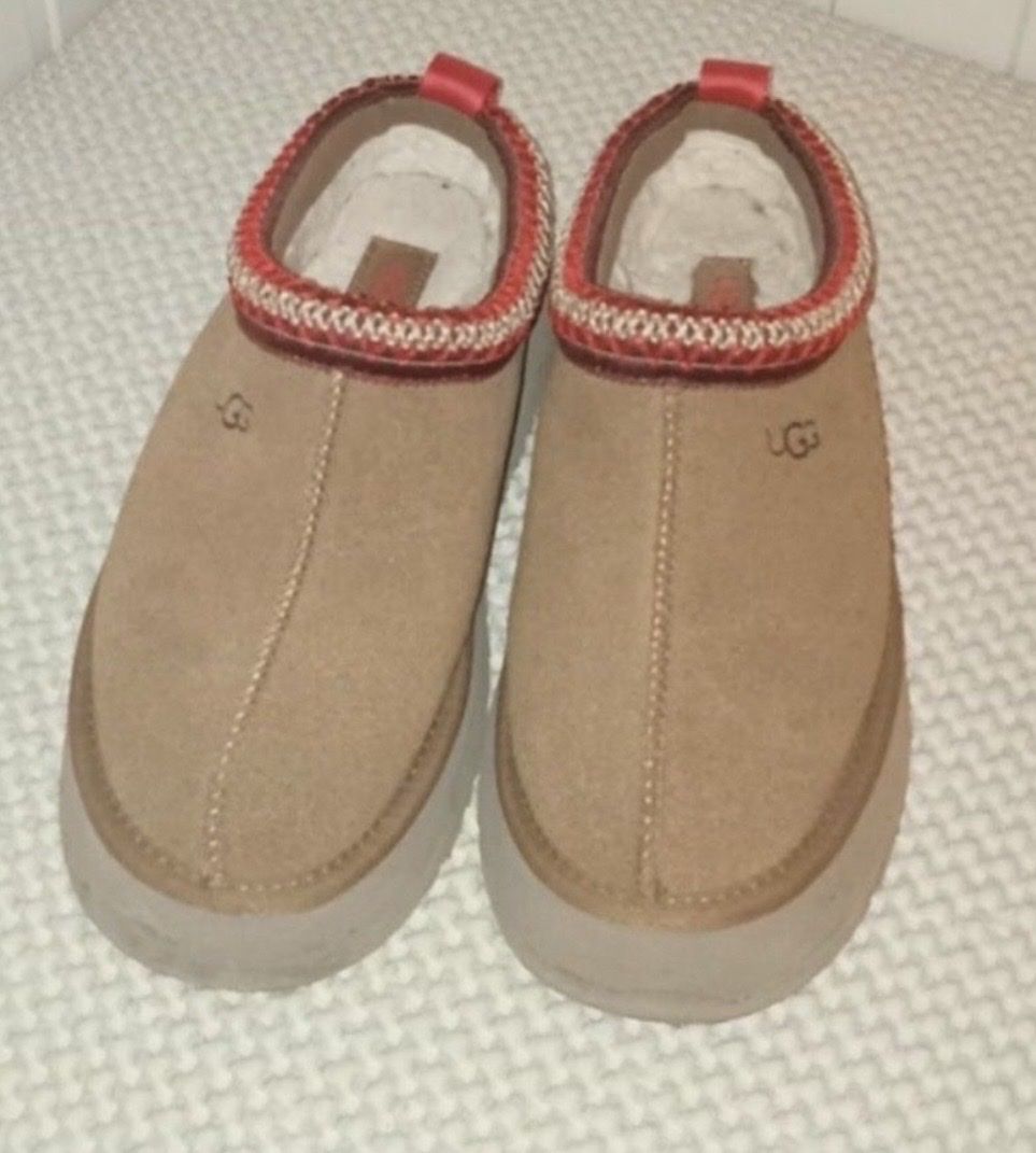 Ugg Damenschuhe: Ugg Schuh TAZZ Slipper Chestnut 39 – Gebraucht aus Zürich von whitelily