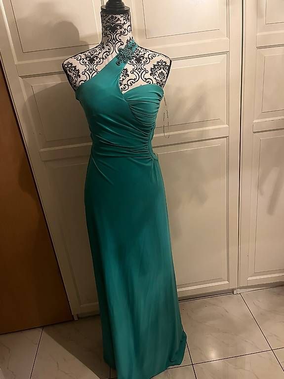 Kleider: NEU Abendkleid gr S – Gebraucht aus Neuenegg von dur_b79r