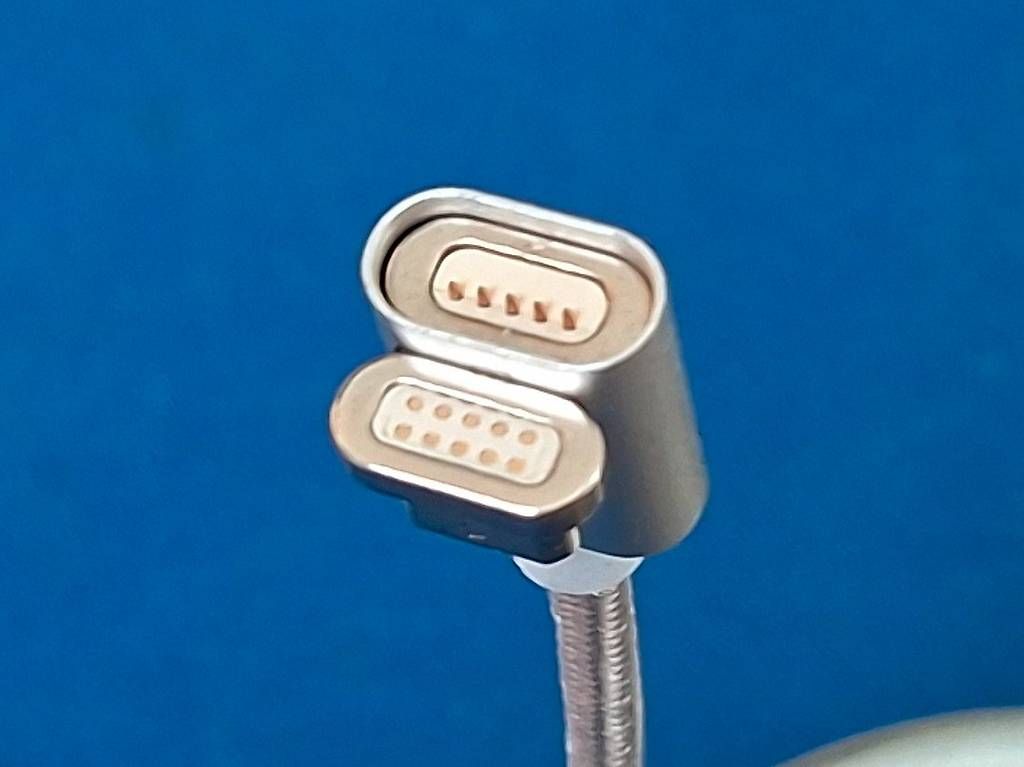 Cavi: USB micro Ladekabel Datenkabel mit Magnetkupplung Neu – Usato da Schafisheim venduto da Kef1 3