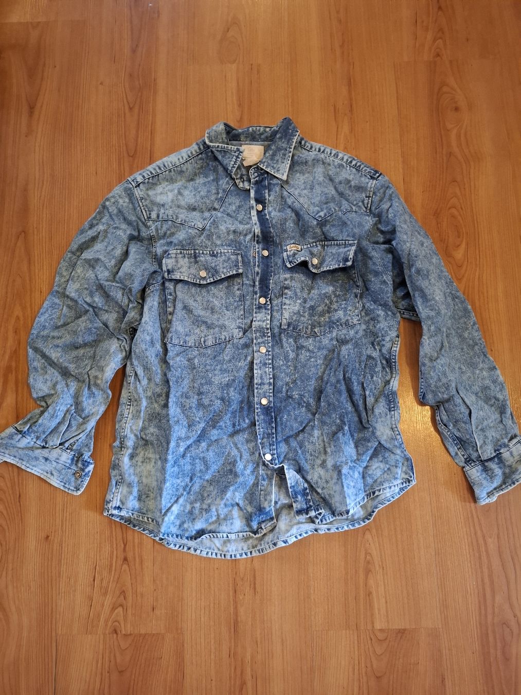 Chemises: True Vintage 80er Jeanshemd – D'occasion à Hunzenschwil par Hardrock6