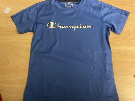 Blaues Champion Sport T-Shirt Gr. 128