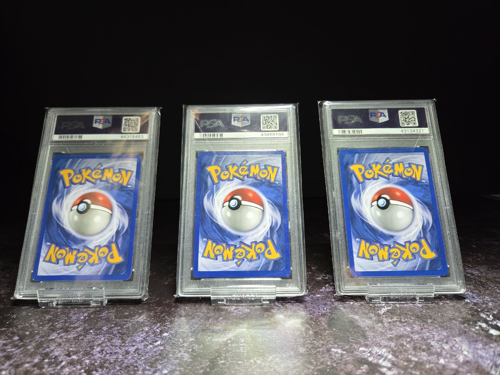 Pokémon Carte collezionabili: Charizard Blastoise Venusaur Holo Base 2 PSA 8 EN (2000) – Usato da Lauerz venduto da gp9_zt9k 8