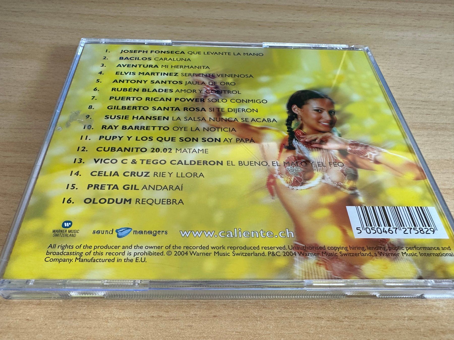CD: Caliente! The Finest In Latin & Brasil Rhythms 2004 – Usato da Rikon im Tösstal venduto da Alpenmutz 1