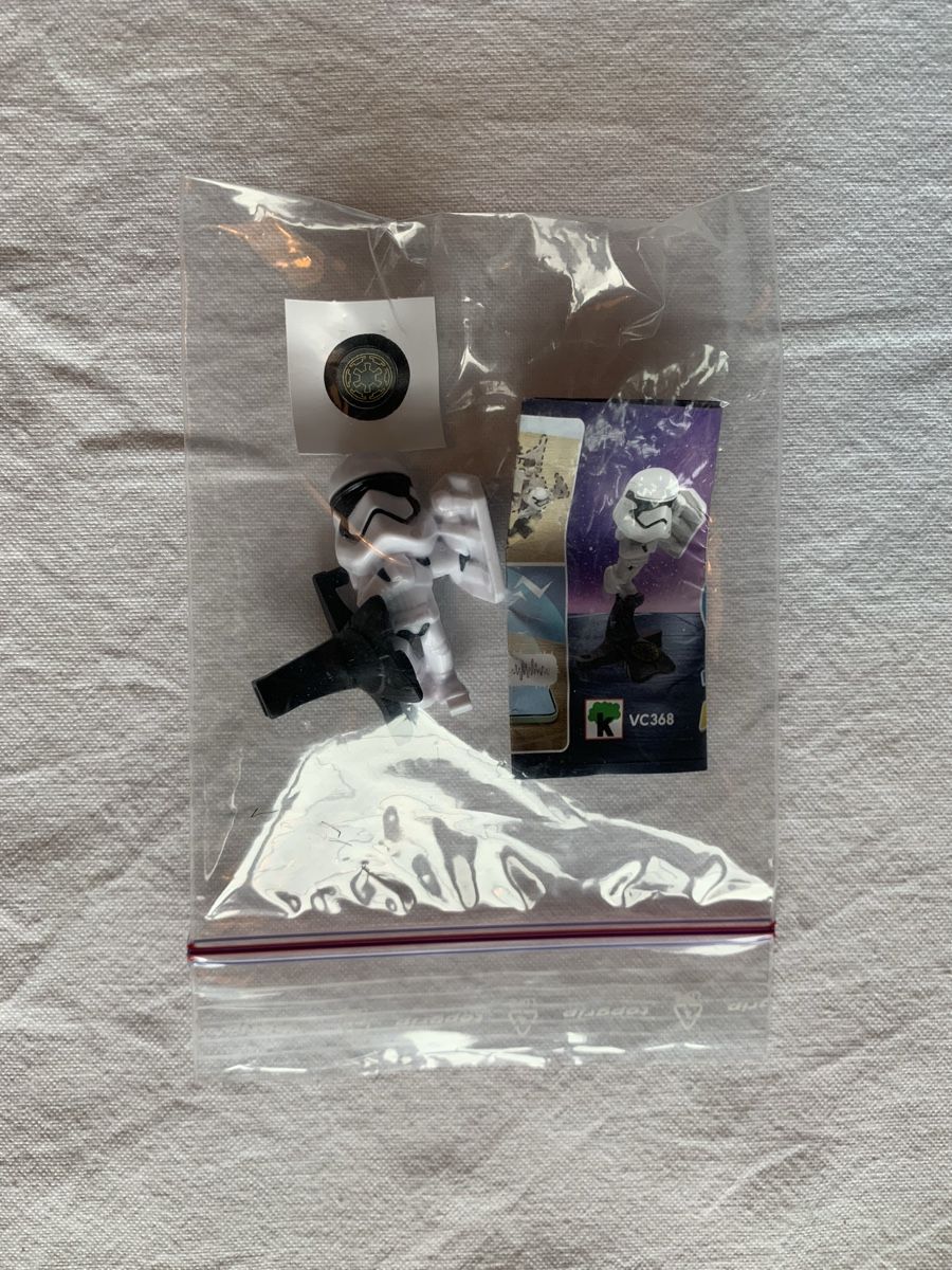 Star Wars Statuette: Star Wars First Order Stormtrooper Ü-Ei – Nuovo (secondo la descrizione) da Horw venduto da nightwalker3