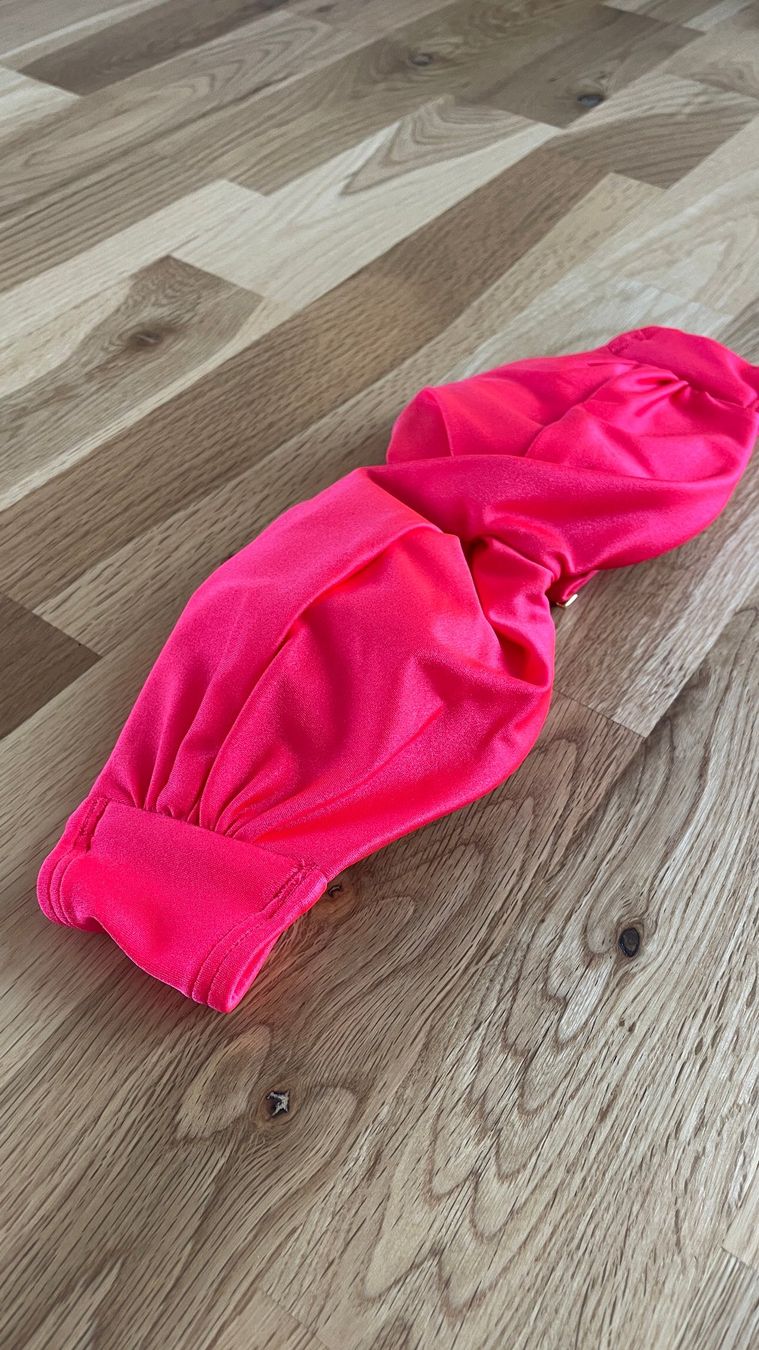Victoria's Secret Costumi da bagno & Bikini: Bikini Top, Victoria's Secret – Nuovo (secondo la descrizione) da Burgdorf venduto da Crown. 1