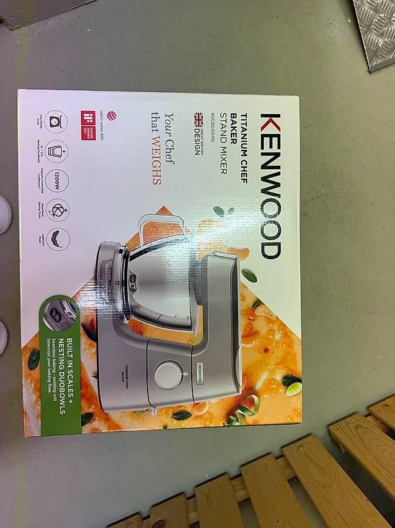 Küchengeräte: Kenwood Titanium Chef Baker – Gebraucht aus Wallisellen von noelzul