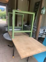 Table de travail avec pied métal