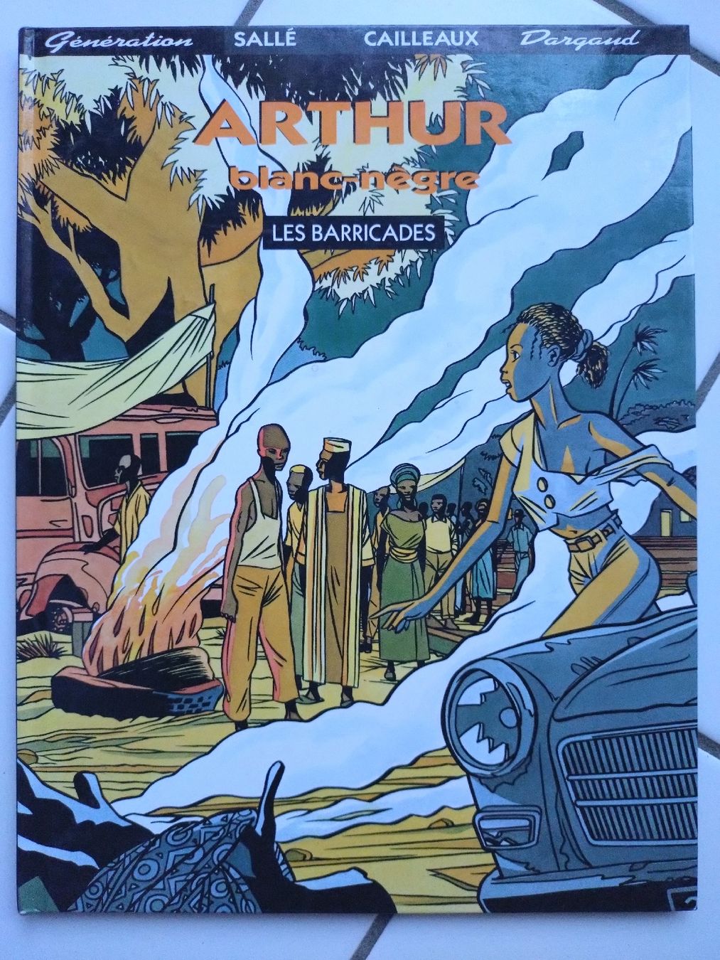 Comics: Arthur Blanc-Nègre T.2 Les Barricades EO – Gebraucht aus Farvagny-le-Grand von LaCaverne
