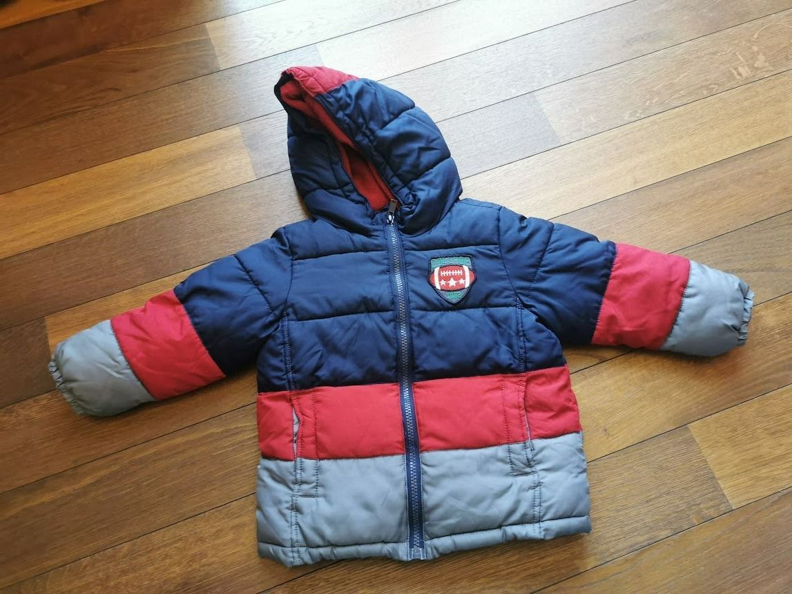 Jacken & Mäntel: Winterjacke von Benetton ab ca. 2 jährig – Gebraucht aus Buchberg von Kyra2009