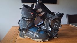 Skitourenschuh Scarpa Flash