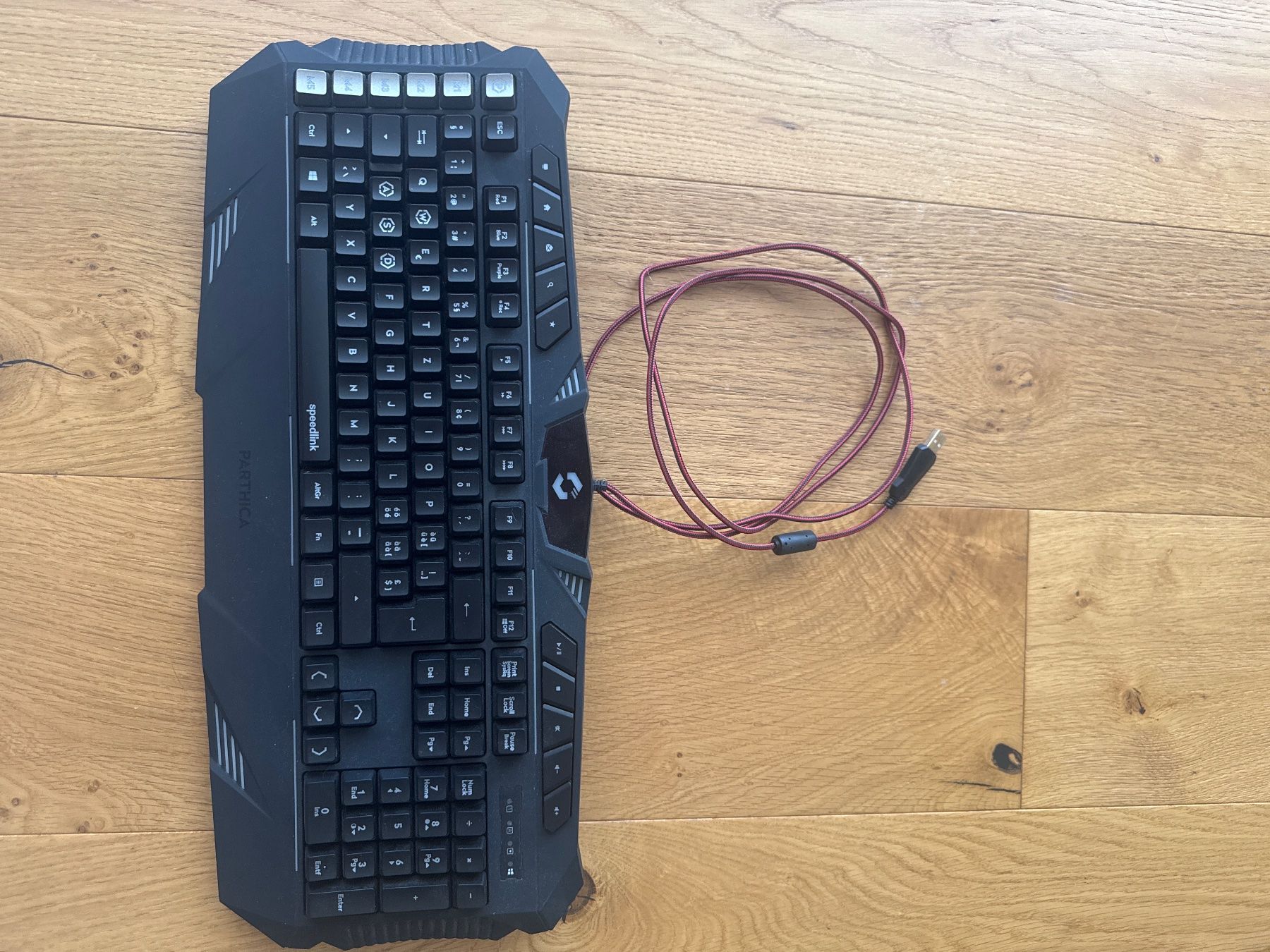 Tastiere: Tastatur – Usato da Lengnau BE venduto da adrianschoepfer